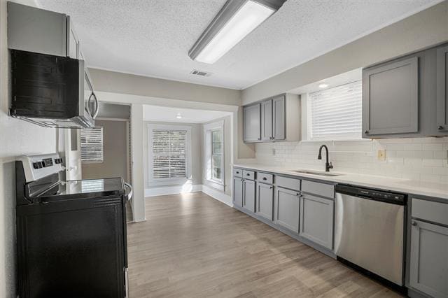 Building Photo - 509 E Heron St