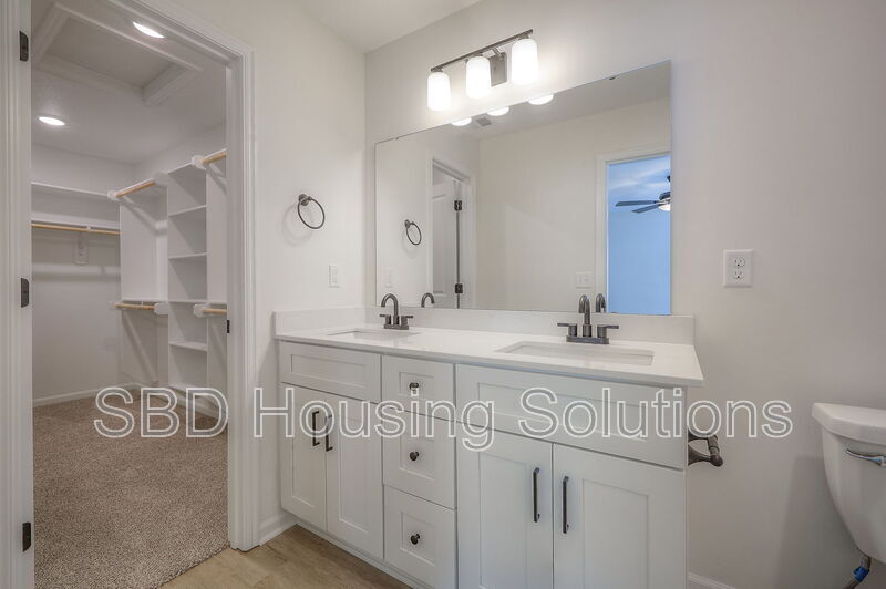 Primary Photo - 9011 E 85th Pl