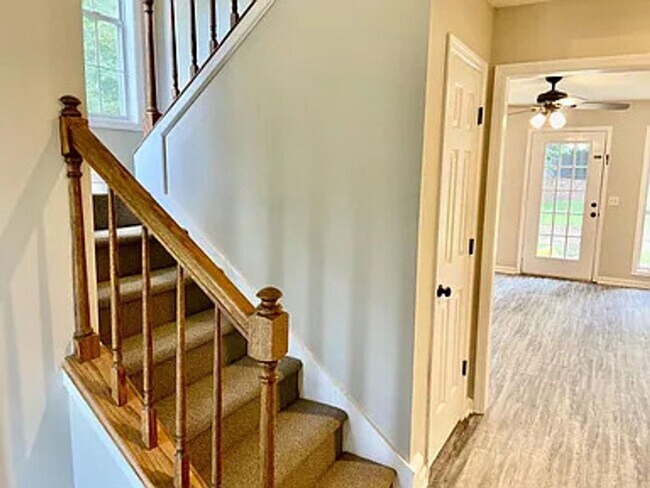 Foto del edificio - Large 3 bed, 2 bath home in Auburn