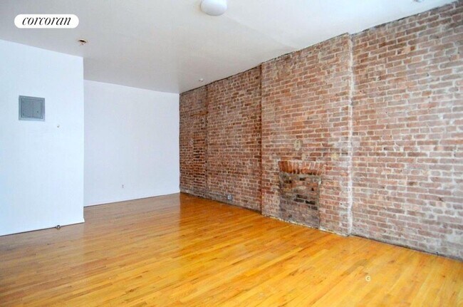 Foto del edificio - 650 10th Ave