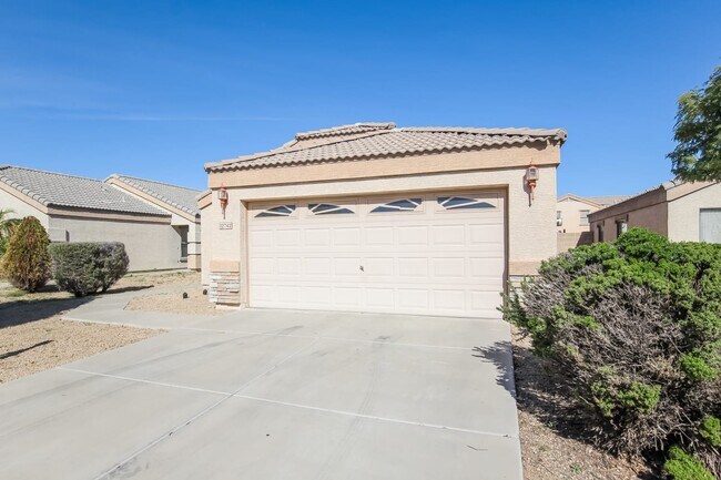 Building Photo - 12742 W Pershing St