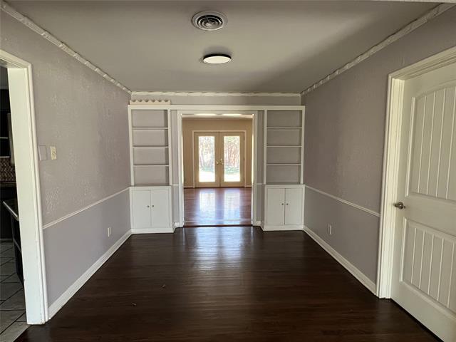 Foto del edificio - 6421 Royal Ln