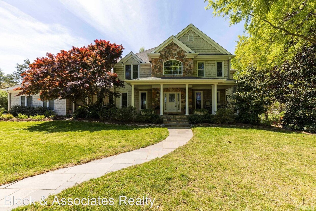 Primary Photo - 4 br, 4.5 bath House - 8737 Castleberry Rd.