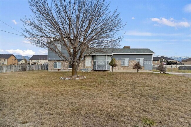 Foto del edificio - 4966 S 5100 W St