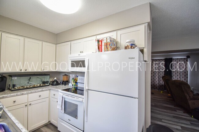 Foto del edificio - 2 Bedroom 1.5 Bath Home