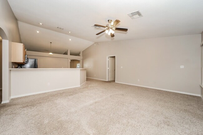 Building Photo - 905 Mystic Harbor Dr