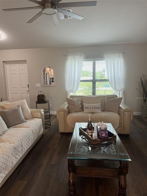 Building Photo - 23 NW 8th Pl