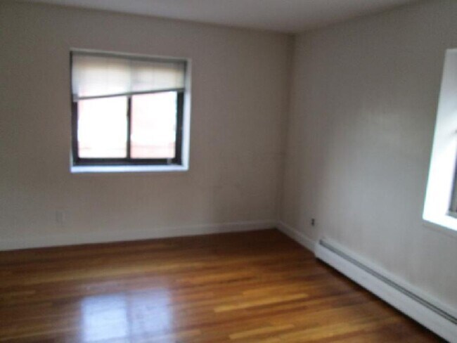 Foto del edificio - 36 Dighton St