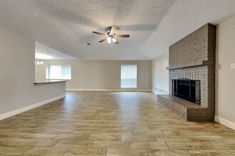 Building Photo - 19902 Pinefield Ct