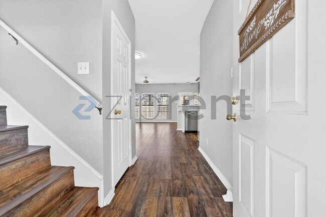 Foto del edificio - 8797 Holly St