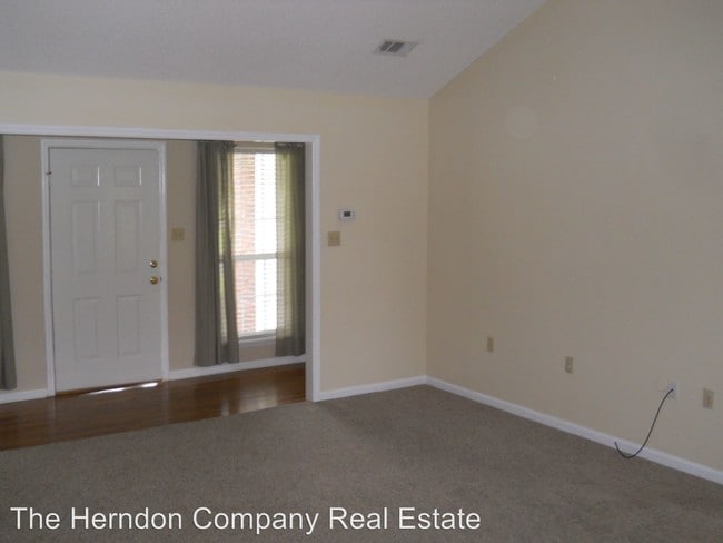 Building Photo - 4407 Cranston Cir