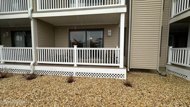 Building Photo - 1820 Pennsylvania Ave E