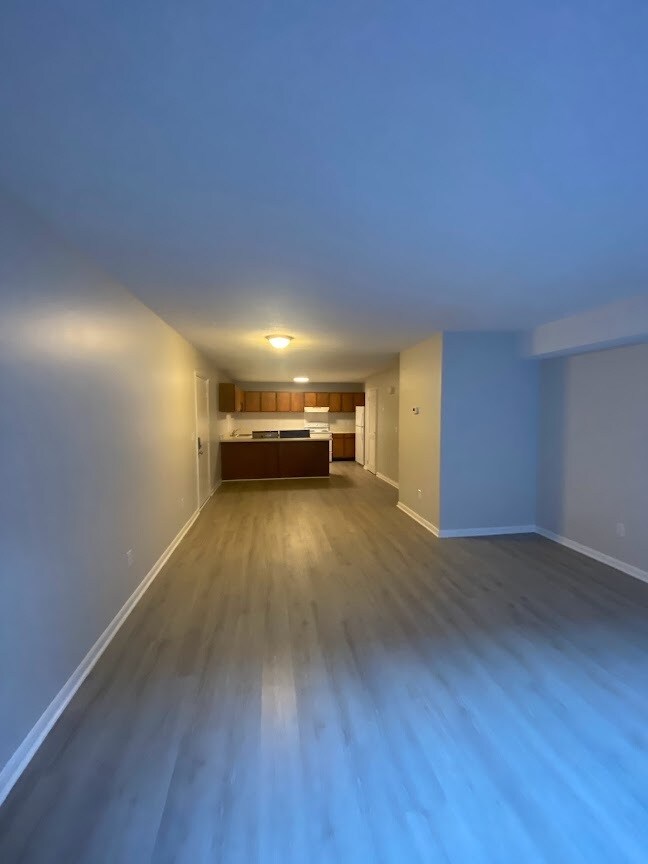 Foto del edificio - 811 66th Ave N