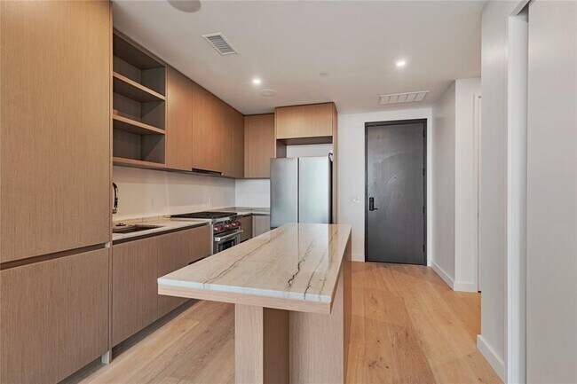 Foto del edificio - 610 Davis St