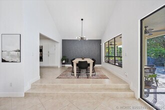 Building Photo - 12638 Quercus Ln