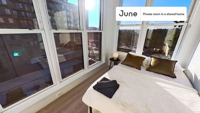 Foto del edificio - Room in Shared 4 bed/2 bath home