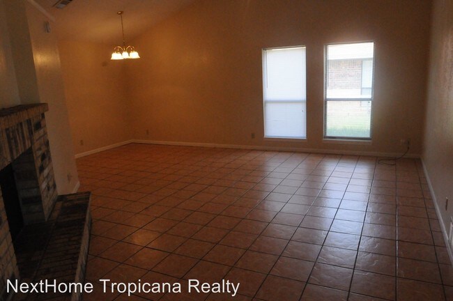 Building Photo - 4 br, 2 bath House - 1410 Buckley Drive