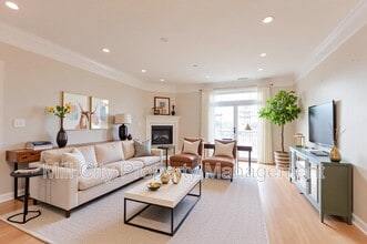 Building Photo - 5 Sally Sweets Way