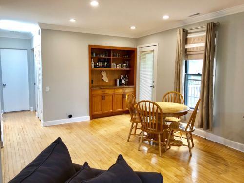 Foto del edificio - 849 W Willow St