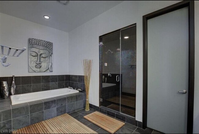 Foto del edificio - 2775 W Pebble Rd