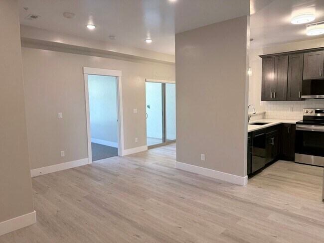 Foto del edificio - 67 S Main St