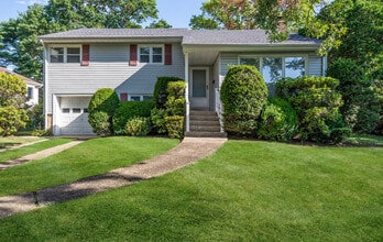 Building Photo - 53 East Dr