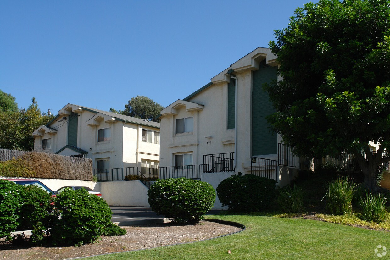 Building Photo - Bonita Springs Apartment