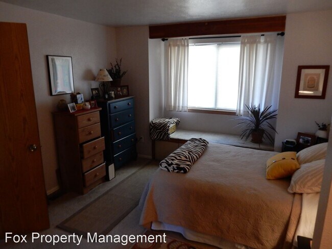 Foto del edificio - 1 br, 1 bath House - 319 S. Taft Court