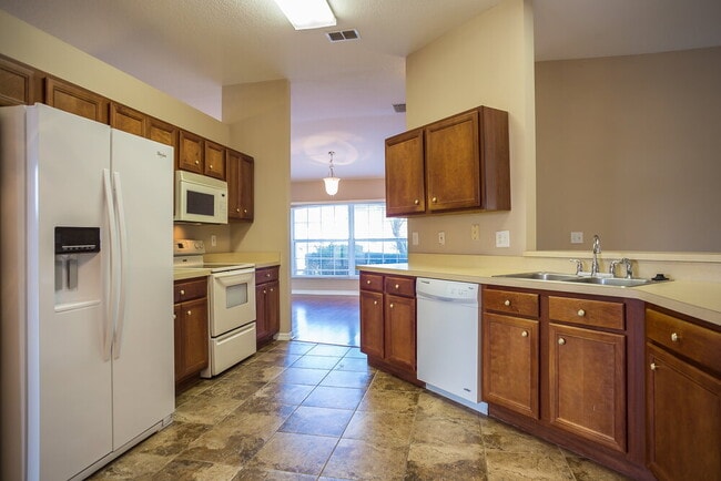 Foto del edificio - 232 Valley Edge Dr
