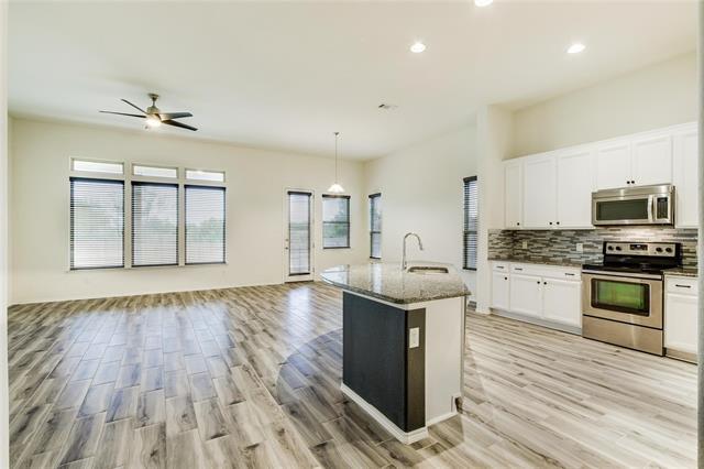 Building Photo - 8720 Stone Valley Dr