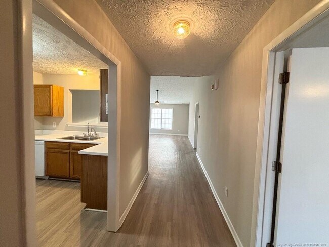 Foto del edificio - 4753 Banks Ct