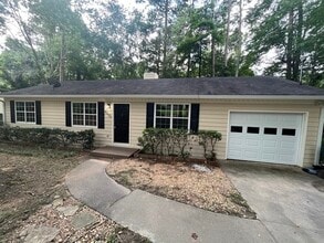 Building Photo - 4030 Hudson Dr