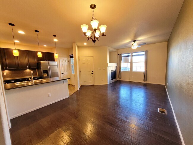 Building Photo - 8768 Eckberg Heights