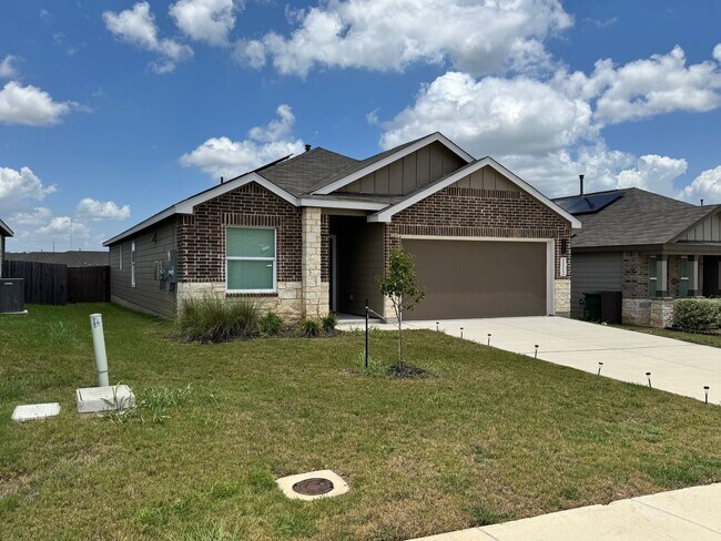 Foto del edificio - Modern & Newly Built 3/2/2 Home in New Bra...