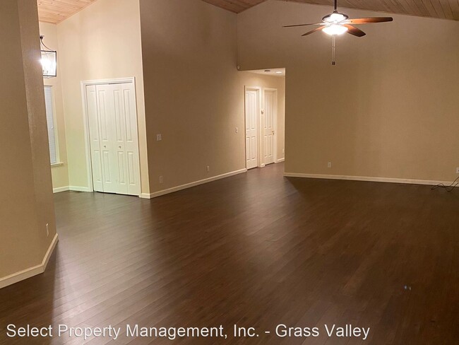Building Photo - 3 br, 2 bath House - 13915 Lake Wildwood D...