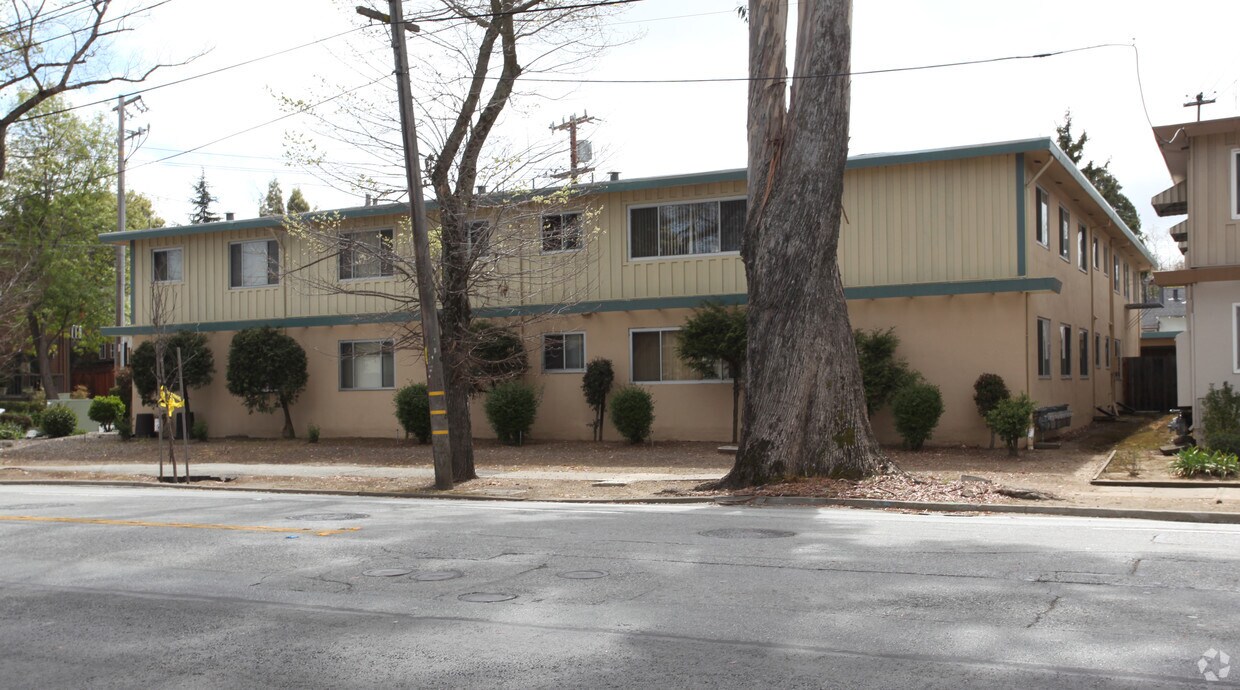 Foto del edificio - 1504 Sanchez Ave