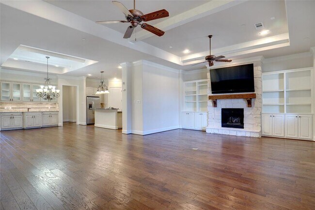 Building Photo - 443 Watermere Dr