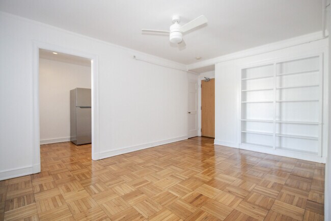 Foto del edificio - 1100 N Dearborn St