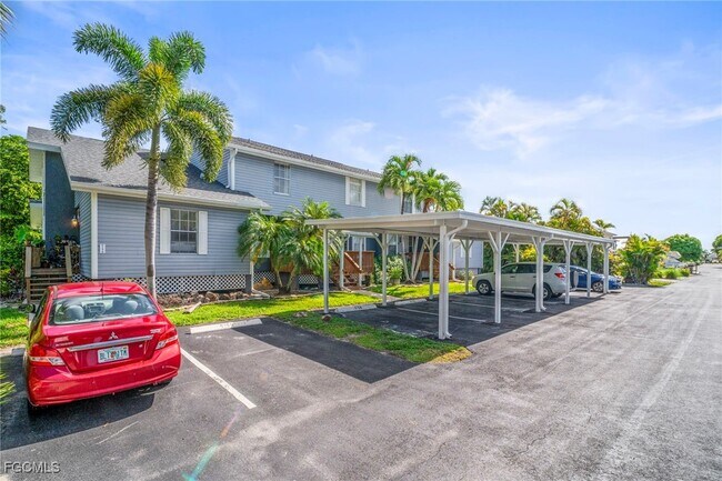 Building Photo - 6156 Lakefront Dr