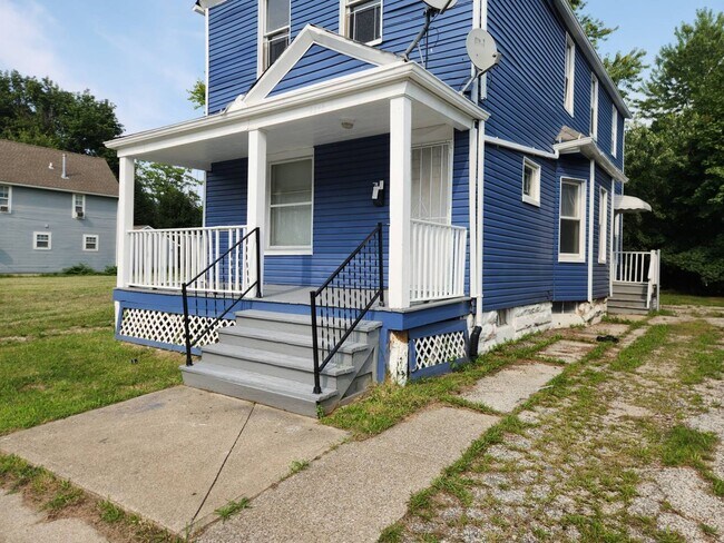 Foto del edificio - 2345 E 76th St