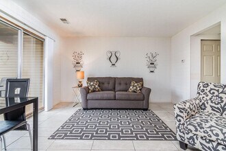 Building Photo - 1 Memory Ln