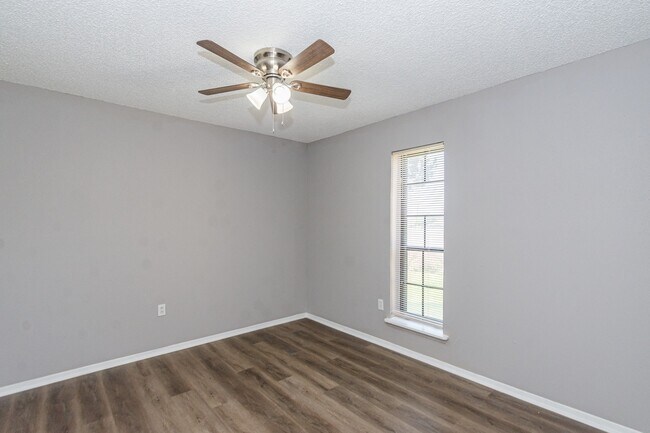 Foto del edificio - 2910 Old Lane City Rd