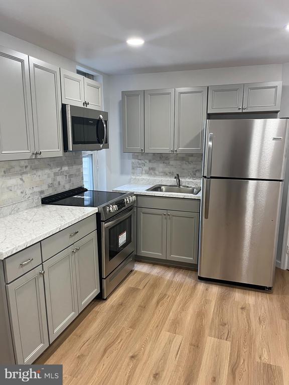 Foto del edificio - 163 N Edgewood St