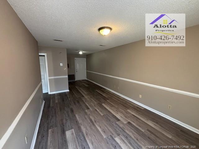 Building Photo - 6412 Ezras Ct