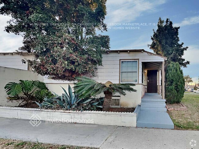 Building Photo - 1500 W 96th St