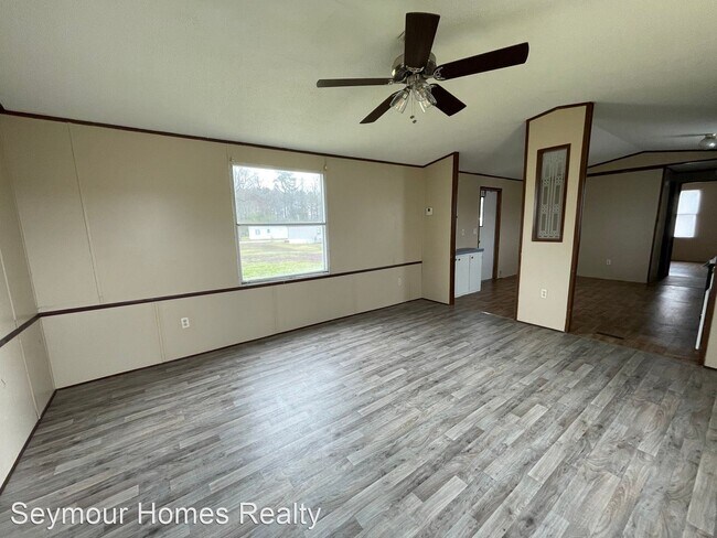 Foto del edificio - 3 br, 2 bath House - 104 Clawson Drive