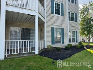 Building Photo - 443 Northam Dr