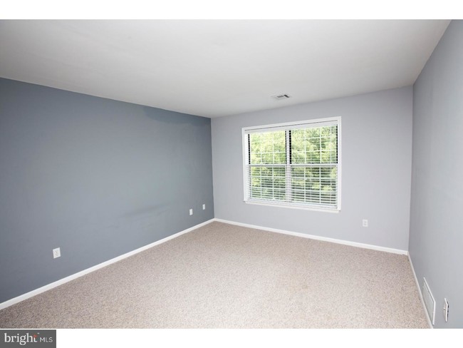 Building Photo - 232 Allem Ln
