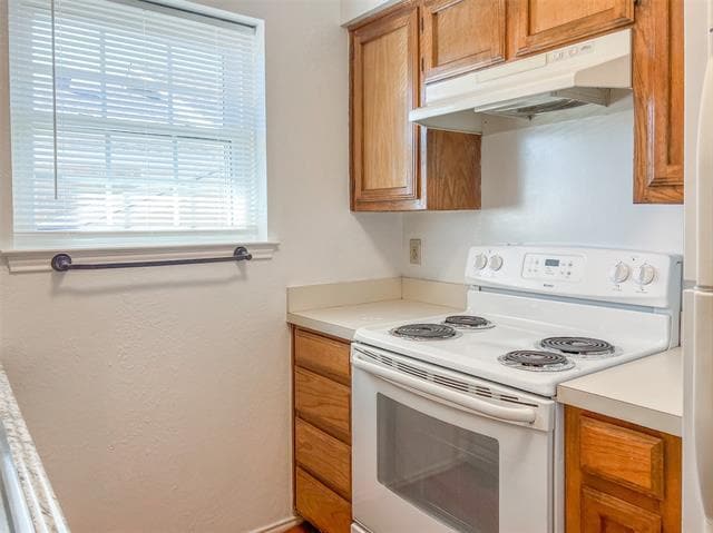 Building Photo - 924 S Ave B
