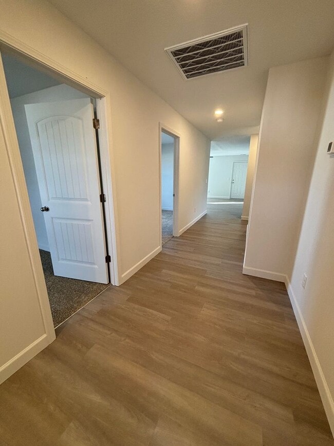 Building Photo - New Construction-Move in ready